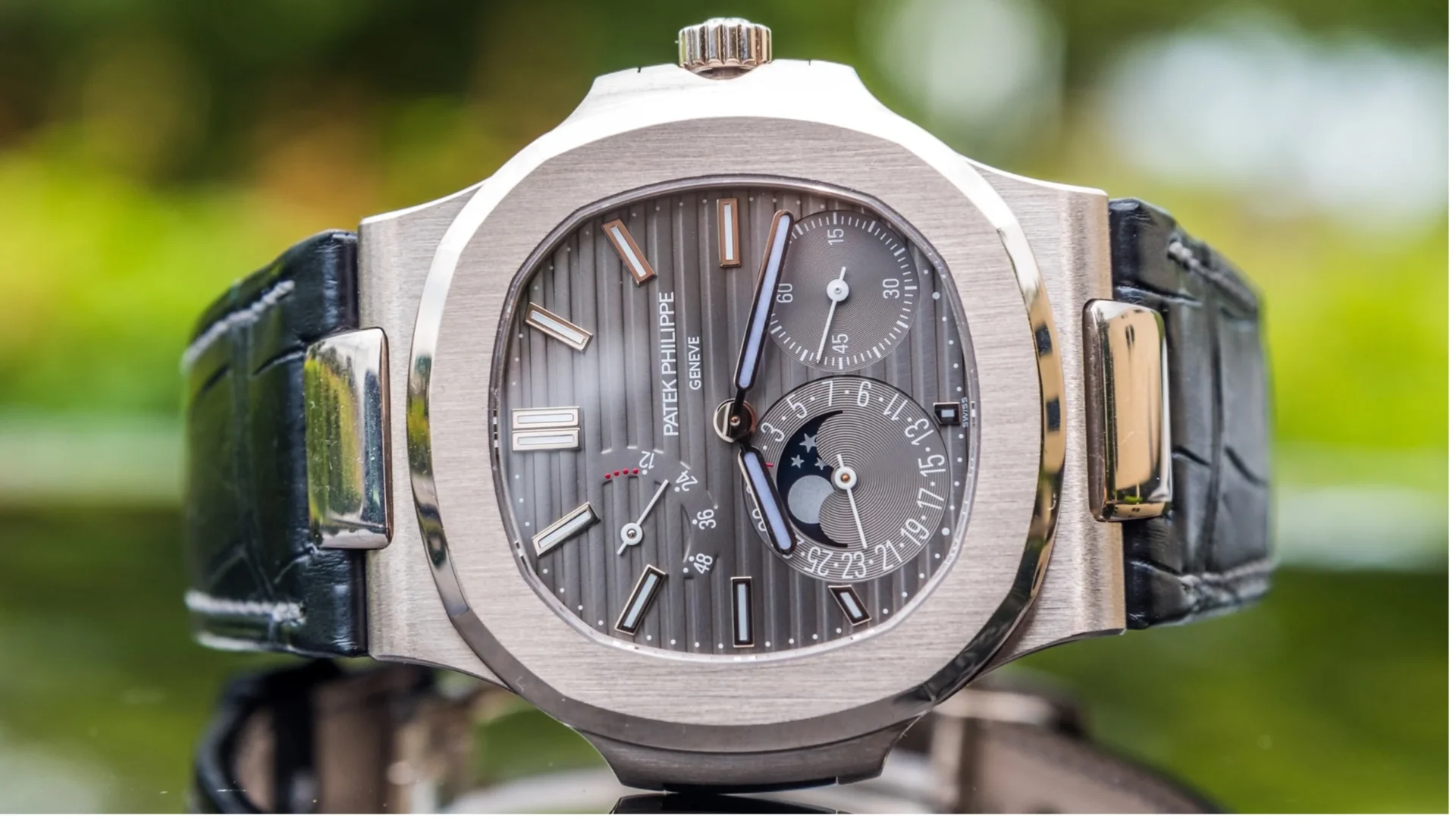 Patek_Philippe_Nautilus_Collection